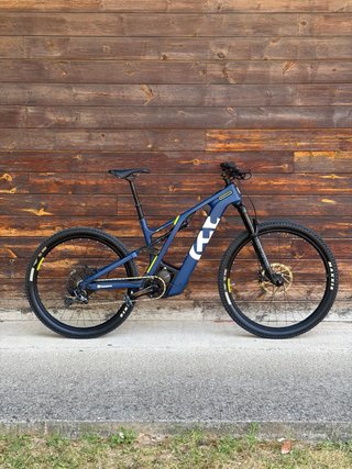 Ebike- Husqvarna Light Cross LC6 de CARBONO.