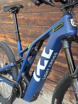 Ebike- Husqvarna Light Cross LC6 de CARBONO.