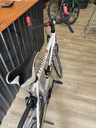 Bicicleta Btwin Blanca de carretera