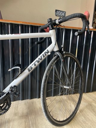 Bicicleta Btwin Blanca de carretera