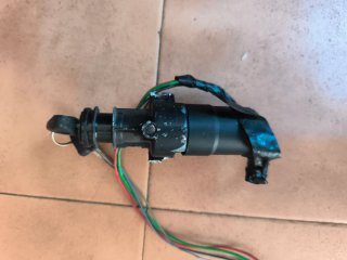Cerradura asiento y Tapon de Gasolina BMW f650 gs