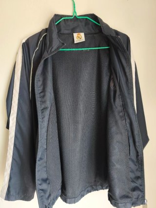 Chaqueta, chubasquero, cazadora Real Madrid