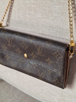 Bolso Louis Vuitton Marrón Cadena Dorada
