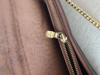 Bolso Louis Vuitton Marrón Cadena Dorada