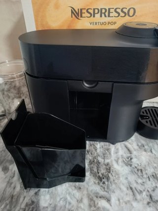 Cafetera Nespresso DeLonghi Negra
