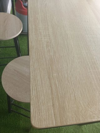 Conjunto Mesa y Taburetes Jardín