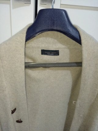 Cárdigan beige de punto