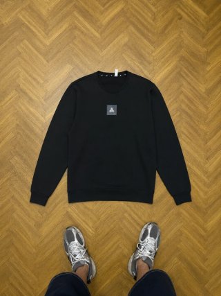 Sudadera Adidas cuello redondo negra