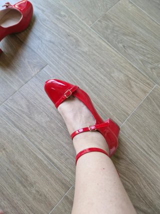 Zapatos rojos charol tacón
