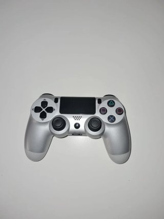Console PS4 Pro + 2 Controller + 7 Giochi