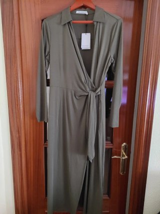 Vestido largo verde Brand & Belle sin estrenar