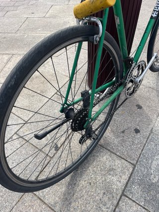 Bicicleta carretera vintage verde