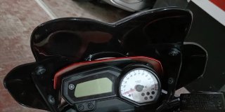 Cúpula negra Puig para Yamaha FZ8.