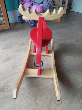 Balancín infantil rojo Ikea