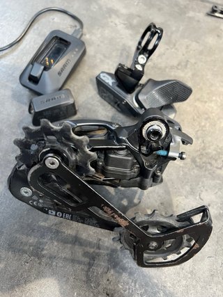 Sram GX Eagle AXS Desviador y Cargador