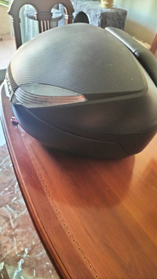 Baúl Shad para 2 cascos con respaldo