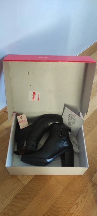 Botines Pikolinos. Piel. Negros. Talla 37