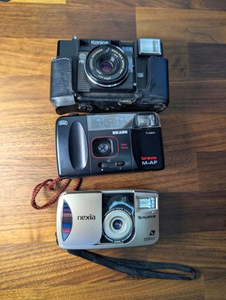 3 Cámaras Analógicas Konica y Fujifilm