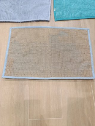 Juego de 2 alfombrillas de baño + 1 regalo