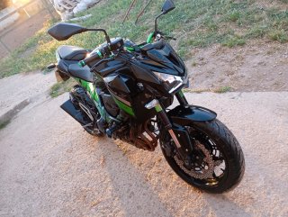Kawasaki Z800 A2 Negra y Verde