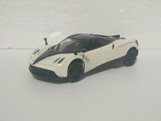 Coche a escala 1:43