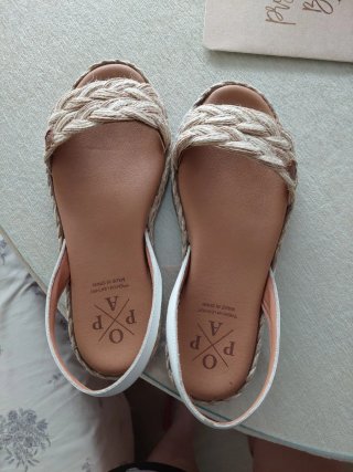 Sandalias POP verano piel trenzada beige/blanco