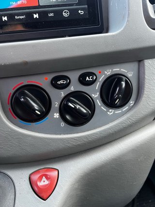 Opel Vivaro 2009