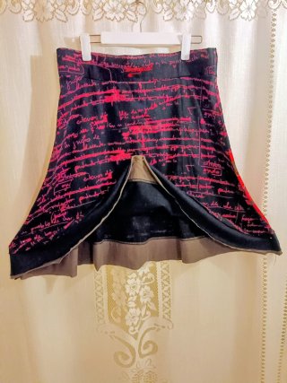 Above the knee skirt