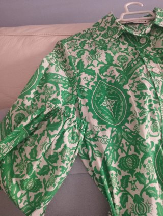 Vestido Zara verde y blanco estampado