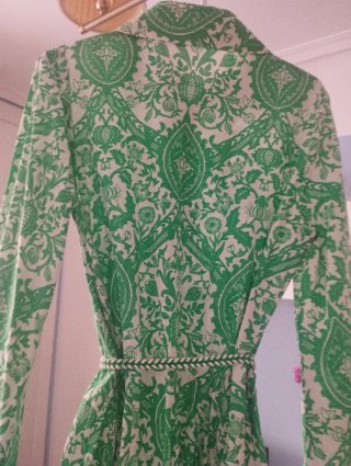 Vestido Zara verde y blanco estampado