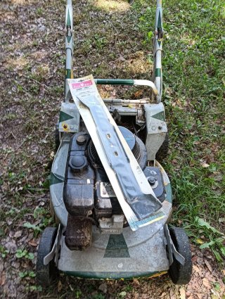 Cortacésped Etesia