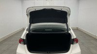 SIN ENTRADA! Toyota Corolla SEDAN 71000KM!