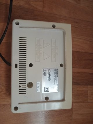 Sony ICF-C3W Despertador Digital Vintage Beige
