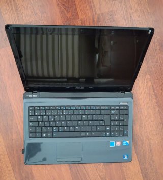 Portátil ASUS A52J Intel i3 500GB Negro,  Windows7