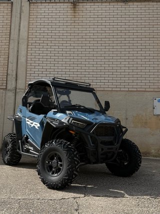 Polaris RZR 1000 Trail S