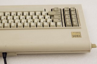 Teclado IBM Model F (AT)