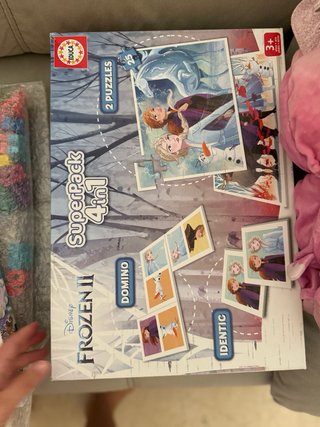 Juegos, juguetes y libros varios