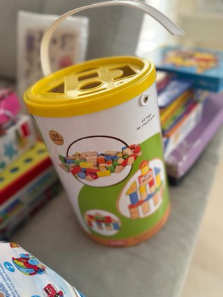 Juegos, juguetes y libros varios