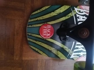 skater monopatin JB