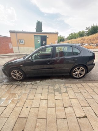SEAT Leon 2004