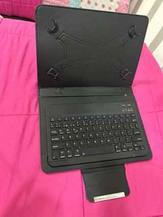 Funda para iPad 11 generacion  de color negra