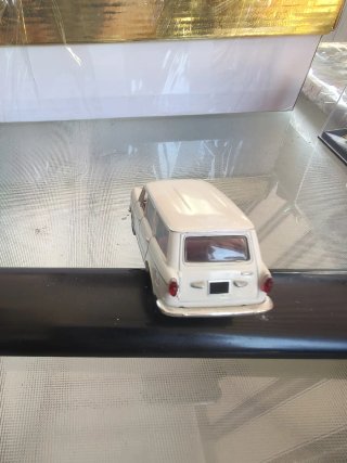 Fiat 1100R Familiar 1/43
