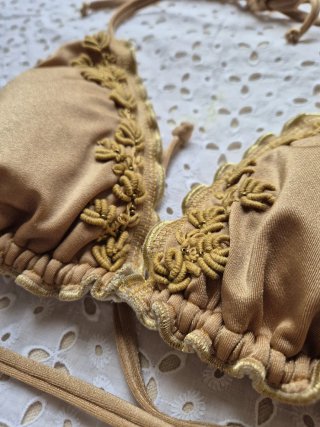 Bikini Artesanal Colombiano Dorado Talla M