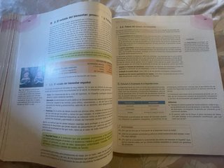 Economía 1.o Bachillerato