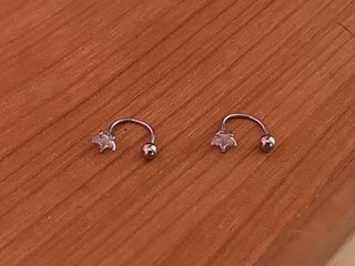 Pendientes aro abierto estrella circonita