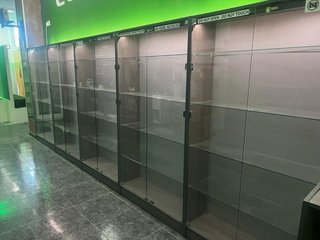 Muebles de tienda, precio negociable