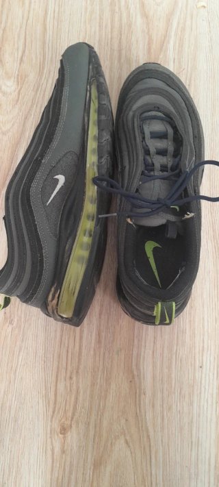 Zapatillas Nike Grises y Verdes