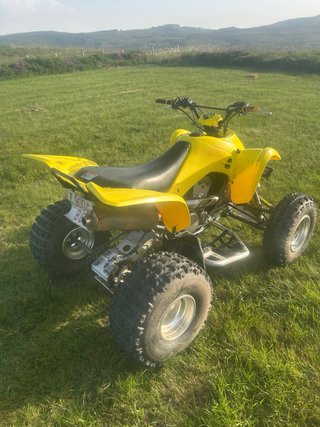 Suzuki LTZ 400