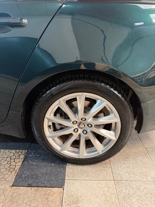 Jaguar XF IVA Deducible