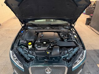 Jaguar XF IVA Deducible